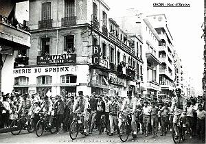 944- Oran - Rue d'Arzew
